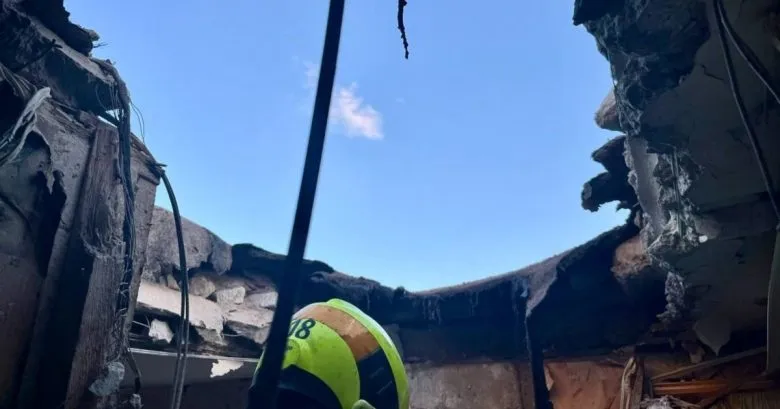 Атака російських військ на Дніпро: постраждала жінка